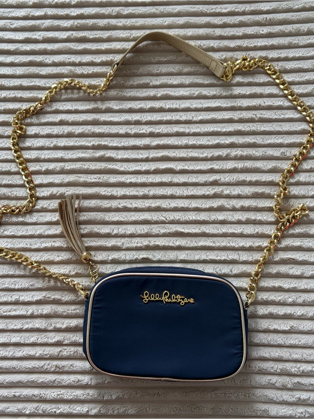 Lilly Pulitzer Criss Town Navy & Gold Purse w/Gold Chain Strap